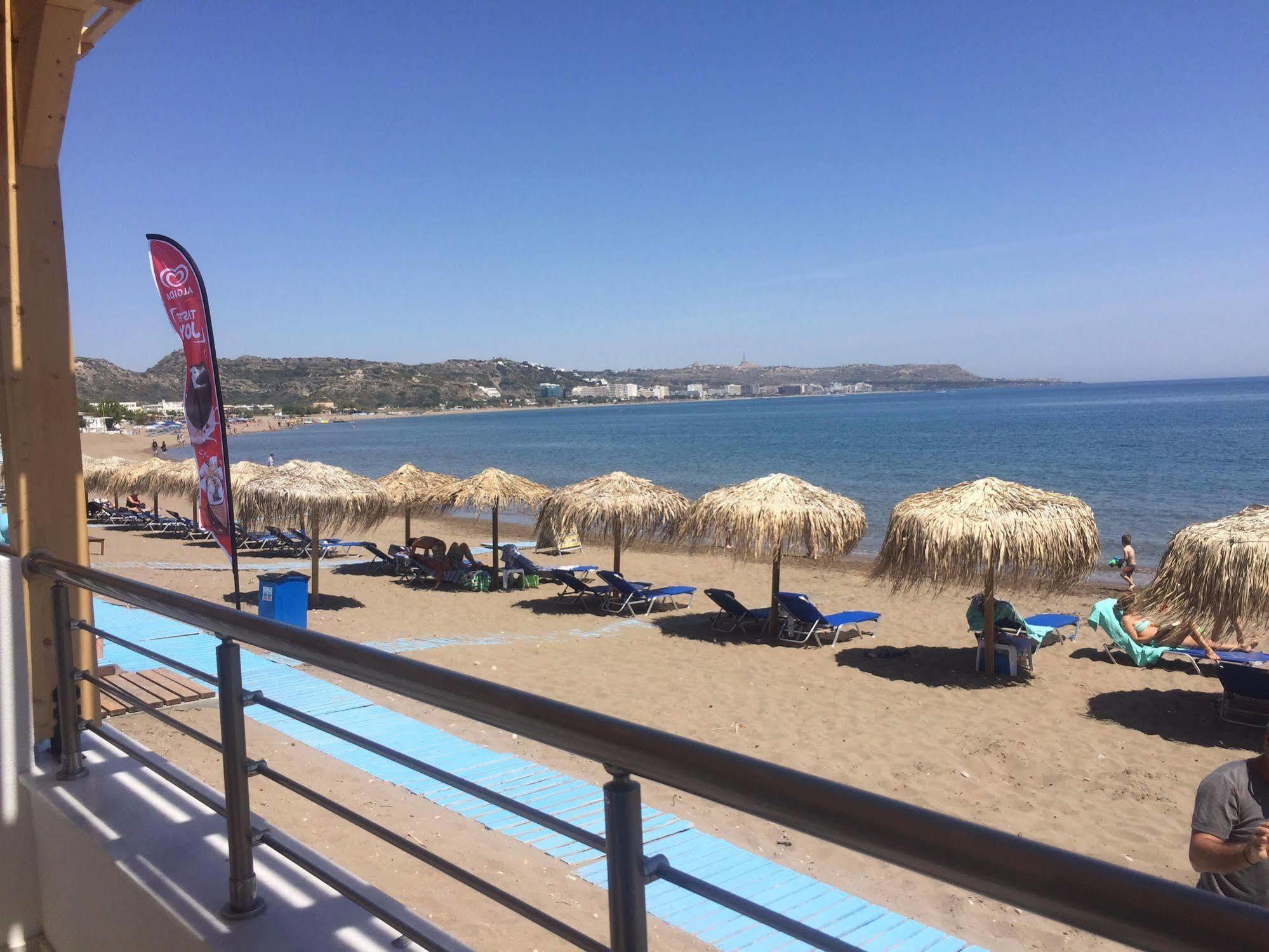 Aquarius Aparthotel 4*
