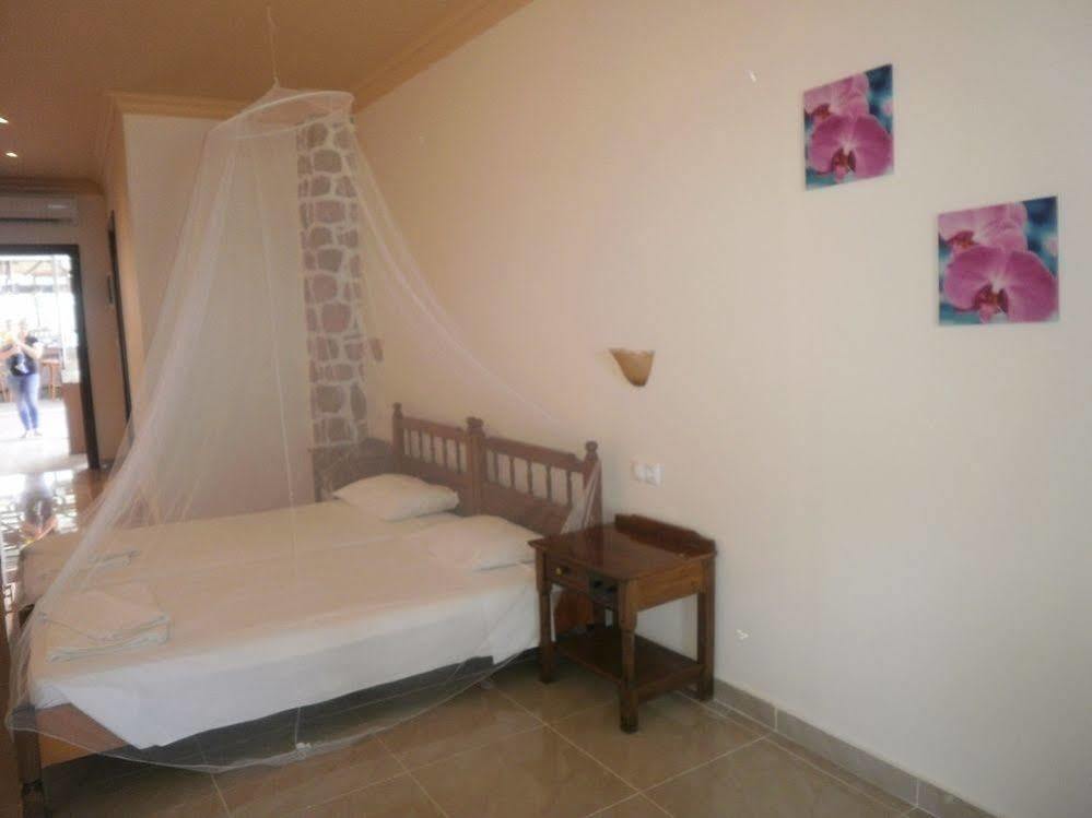 Aquarius Aparthotel 4*